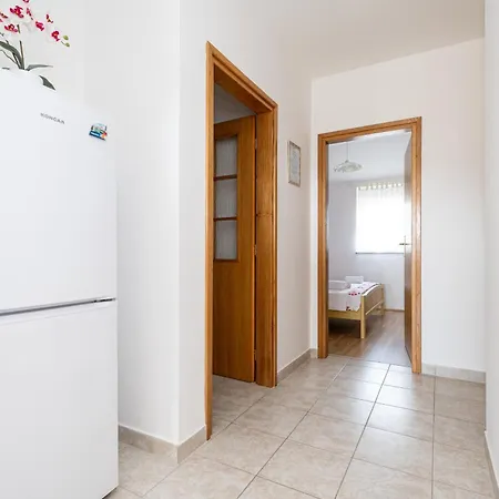 Apartment With A Parking Space Zaton, Zadar - 22125 Nin
